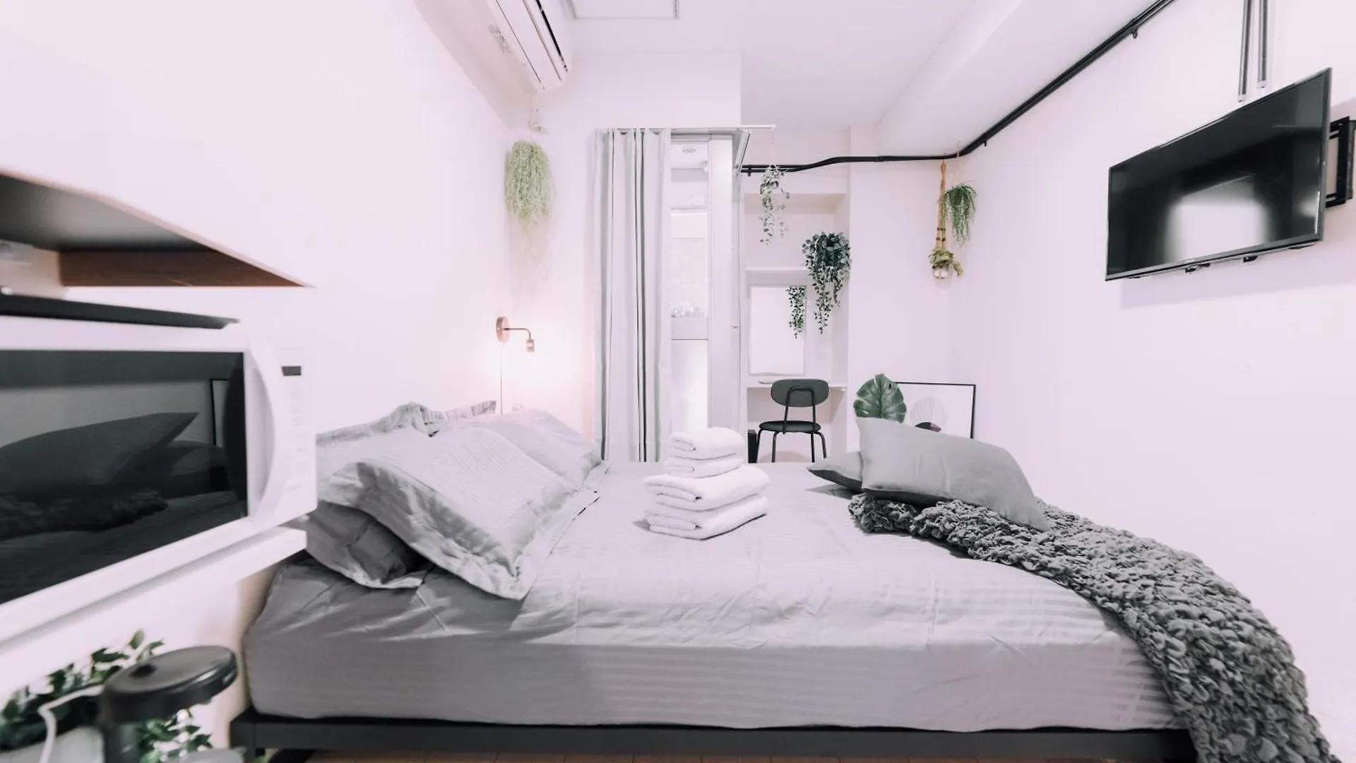 Minimalist Loft Namba Compact Studio With A 24-Hour Gym Ma201 contacts